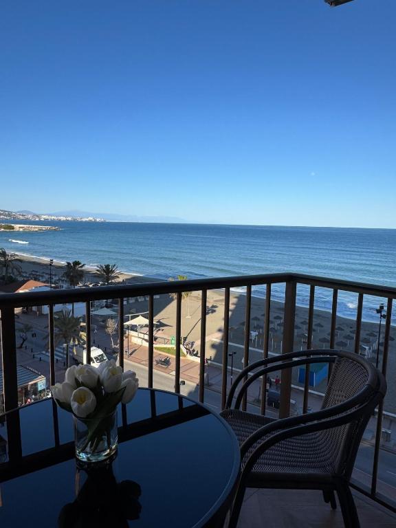 Apartamento Boutique En Primera Linea-Fuengirola - Bed and Breakfast Fuengirola
