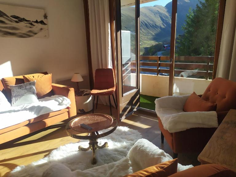 Appartement-Montagnes, pied des pistes et rémontées, été hiver - B&B Gouaux-de-Larboust