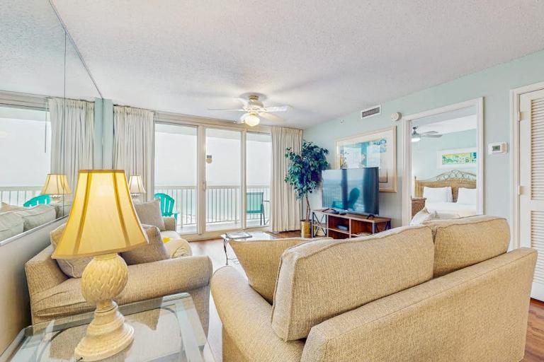 Pelican Beach Resort 1717 - Ferienwohnung Destin