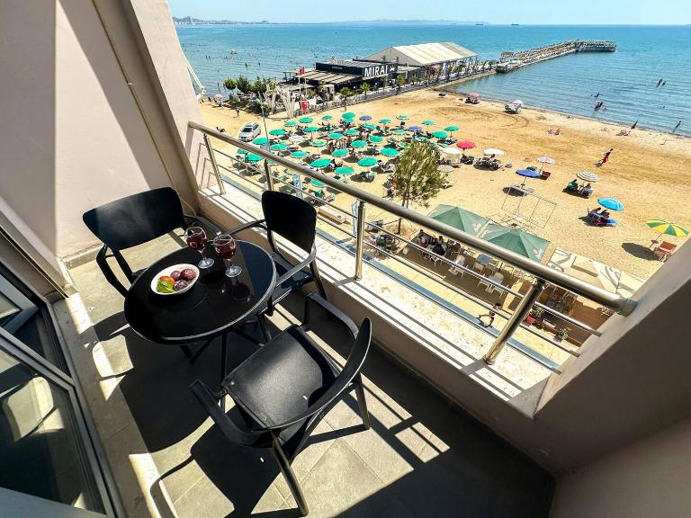 206 Aura Marine Bay View Apartment - Ferienwohnung Durrës