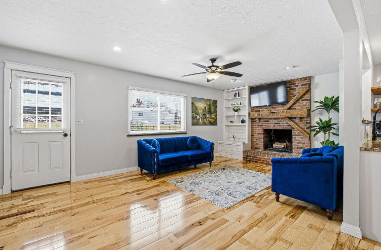Quiet 3BR Dublin Home, Large Yard, near Bridgepark and easy commute to area companies and hospitals - B&B Dublin