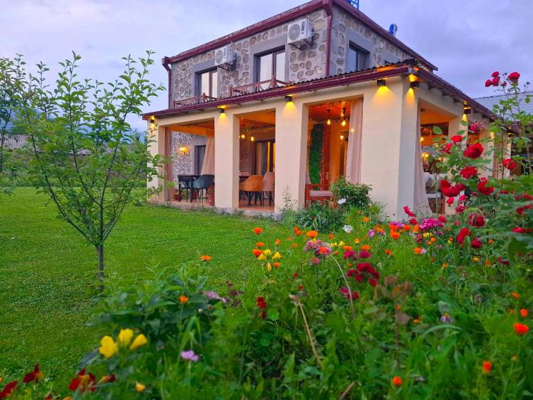 Old Tatev Guesthouse - B&B Tatev