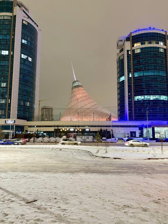 Современный апартамент рядом с Хан Шатыром - Ferienwohnung Astana