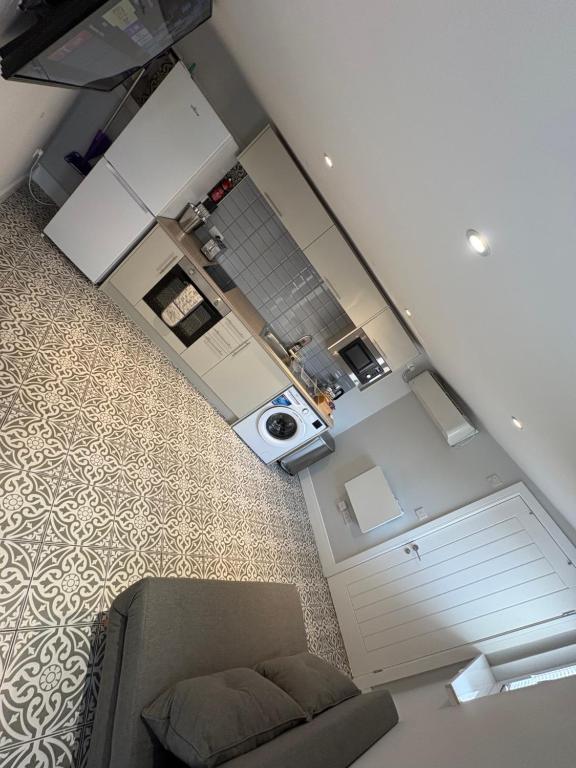 The Cozy Cabin 1 mile from Newcastle city centre Free WiFi parking Sleeps 4 - B&B Longbenton