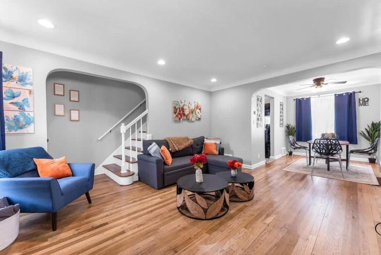 Brooklyn Townhome 9 Miles to Downtown - B&B Brooklyn