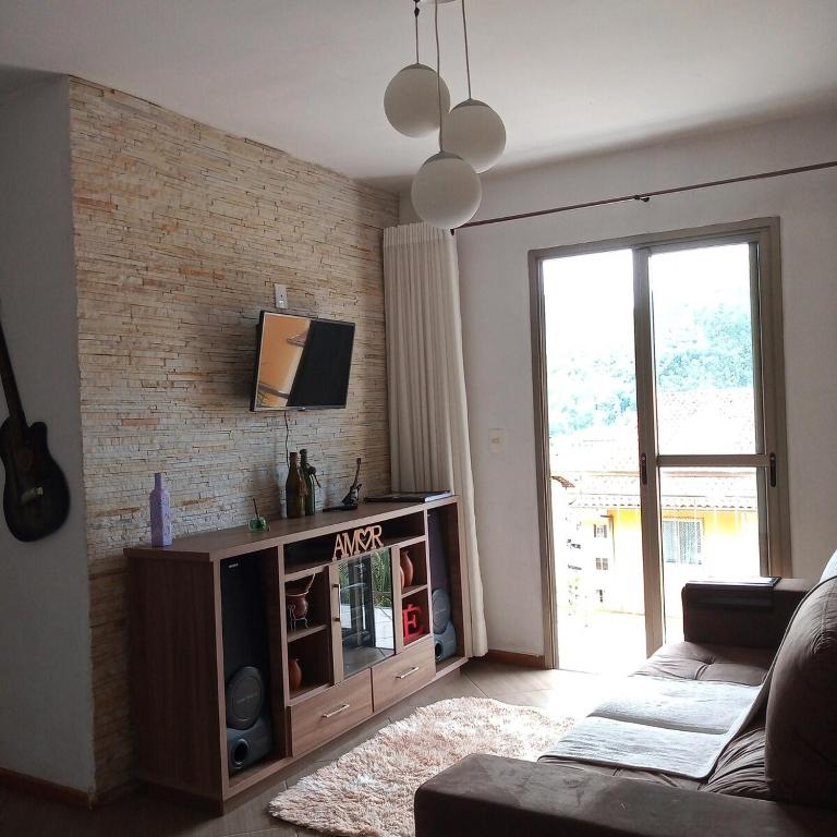 Apartamento dentro de condomínio com vaga de garagem - B&B Nova Friburgo