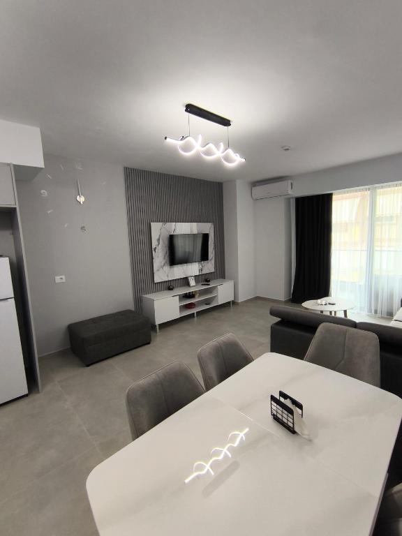 Grey haven III luxury apartments - Ferienwohnung Saranda