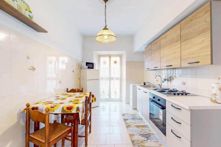 [Madia] Sa di una volta, vive nel centro oggi - Chambres d'hôtes Acqui Terme