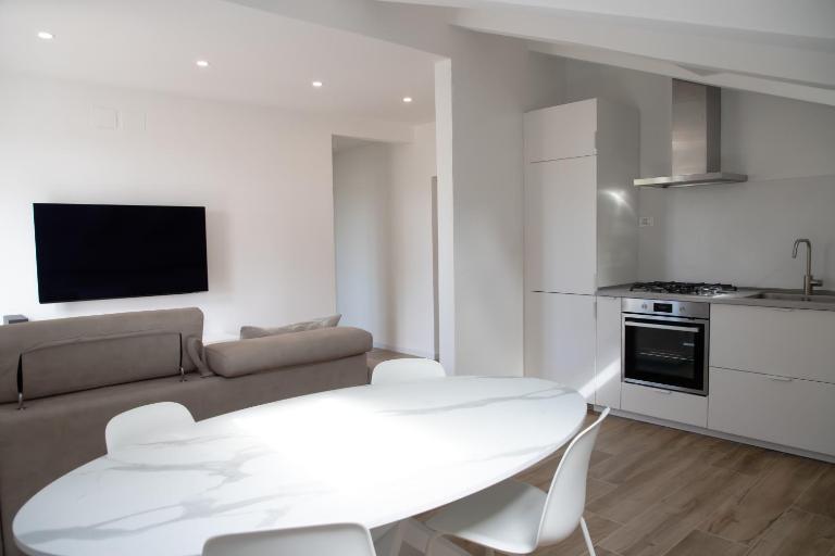 Villa Serena - Armonia Apartment - B&B Tirrenia