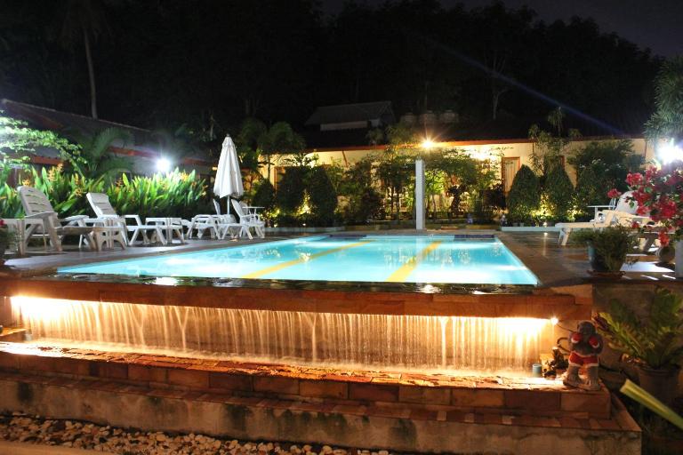 Phuket Muay Thai House - Ferienwohnung Ban Chalong