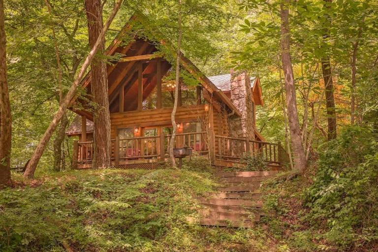 Ocoee Cabin Beautiful Cabin On The River's Edge - Bed and Breakfast Ocoee