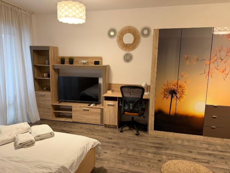 Cherie - Iulius Walk Center - B&B Iași