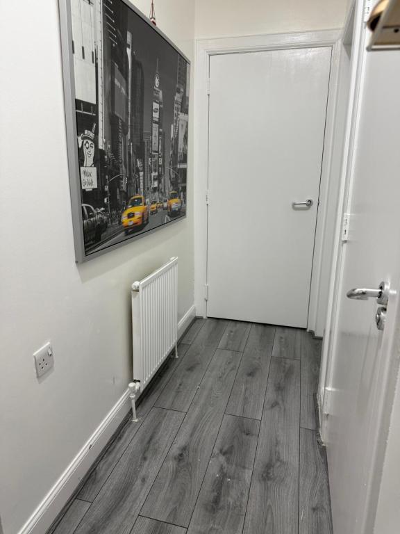 Zikach Apartment Near to Glasgow Airport - B&B Renfrew