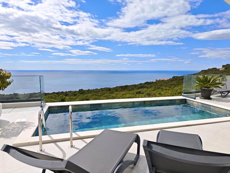 Luxury Villa S Krimovica - B&B Krimovice