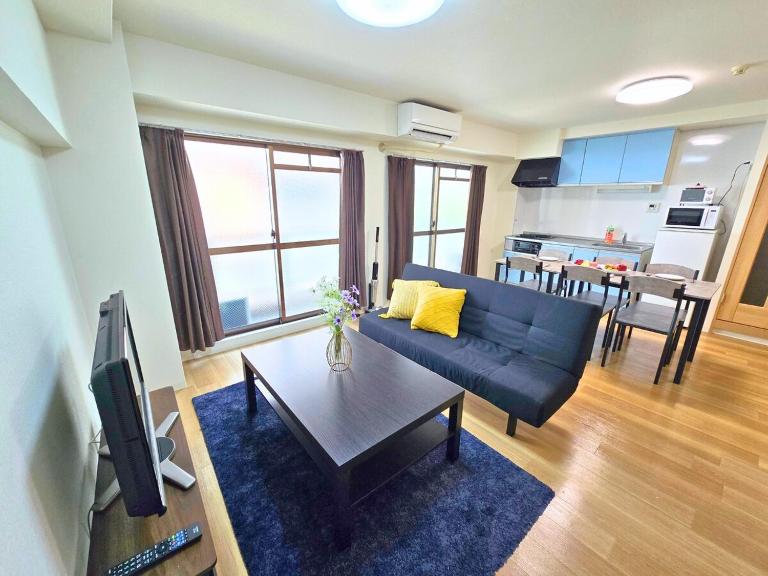 ゲストハウスわん弁天町202 - Bed and Breakfast Osaka