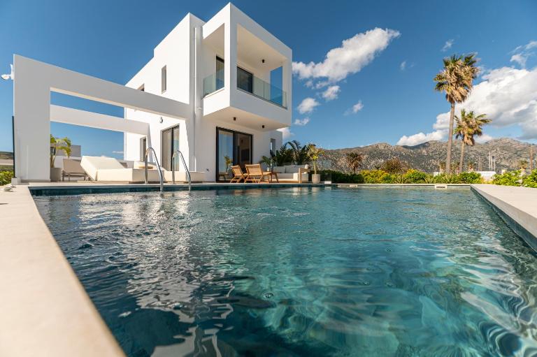 Geo's Luxury Villa - Private Pool - By the beach - Ferienwohnung Kardamena