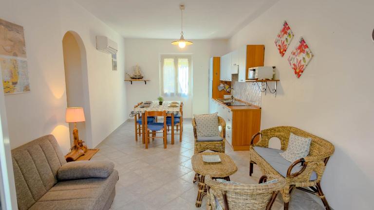 Casa Mimì - Bed and Breakfast Orosei