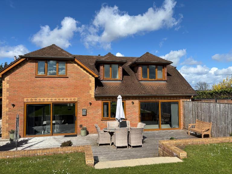 Countryside family home - B&B Longwell Green