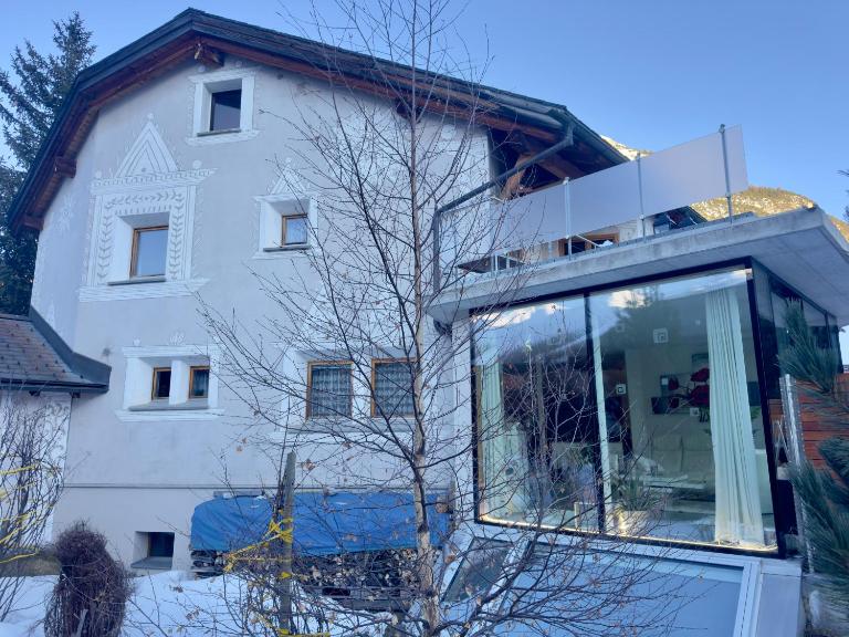 Alpine Home with Lounge - 10 min from St Moritz - Ferienwohnung La Punt-Chamues-ch