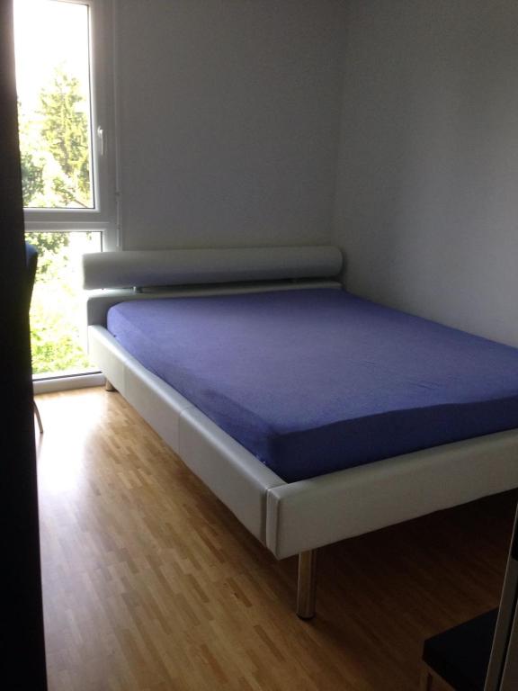 Private room in new apartment, Bouchet It takes ten minutes to go to the airport by bus - Ferienwohnung Genf