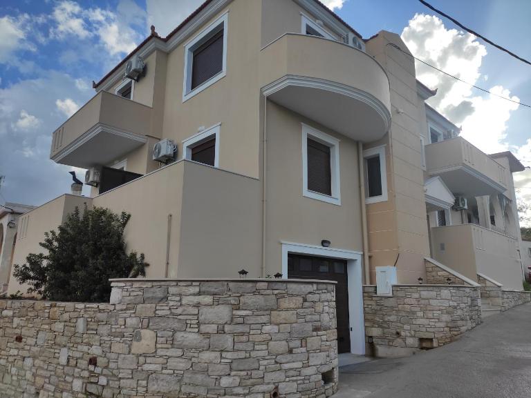 Varkaris Room 3 - Bed and Breakfast Katarráktis