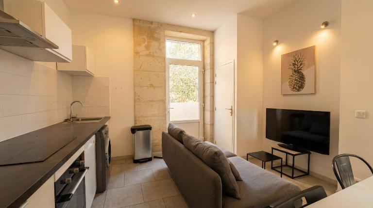 Appartement T5 centre-ville - B&B Nîmes
