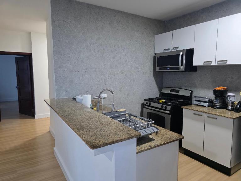 Best Location, 2 bed, 2baths, High Speed Internet - B&B Panama City