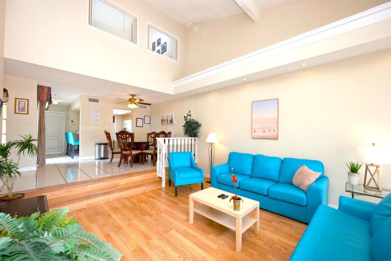 Hacienda del Mar #1 - Walk to the beach - WiFi - B&B South Padre Island