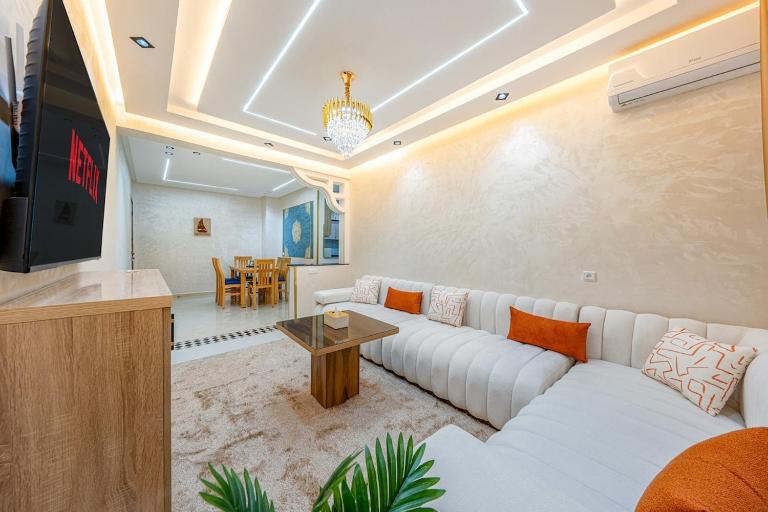 Marrakech Comfort 2 Bedrooms, Wifi & Netflix - B&B Marrakesh