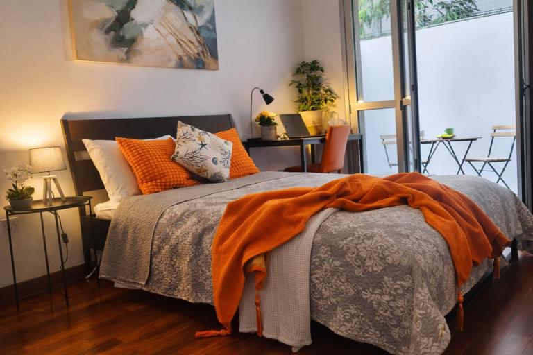 Clio House Stylish 2BR Boutique Walk to Beach - B&B Limisso