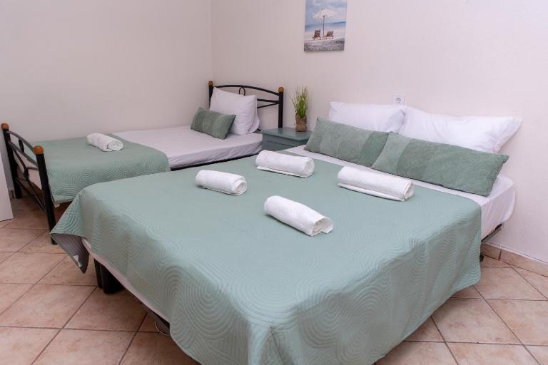 Maria's Apartments - Bed and Breakfast Néa Vrasná