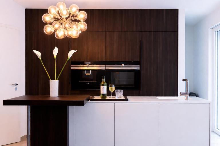 Elegant Luxury Apartment - Terrace & Prime Location - Bed and Breakfast Luxemburg