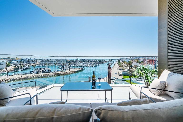 Luxury Penthouse Apartment with Marina Views - Ferienwohnung Lagos