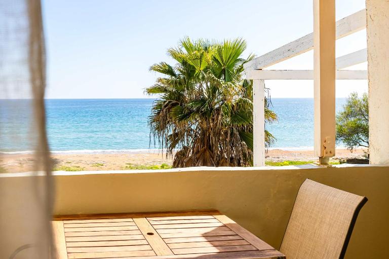 Beachfront Nest Memi Koroni-Seaheaven House B3 - Ferienwohnung Koróni