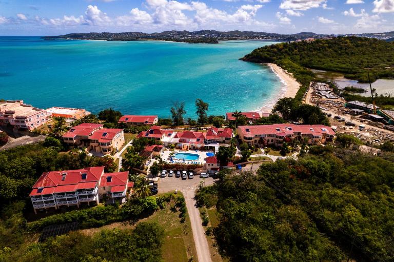 Hummingbird Villa - B&B St John's
