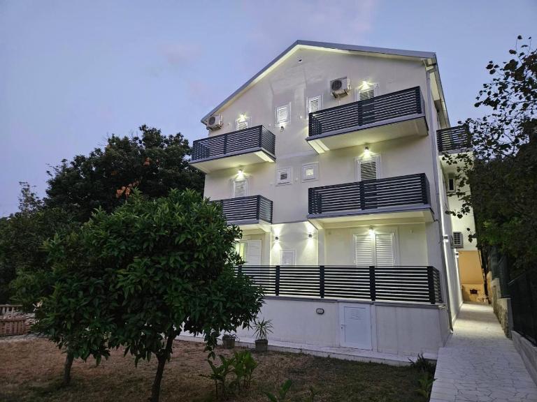 Apartmani Sunce - B&B Herceg Novi