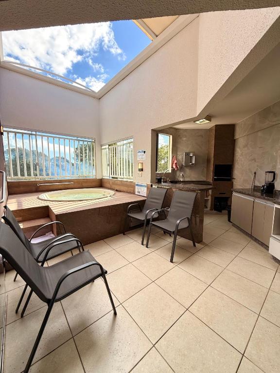 Cobertura Thermas Paradise - com acesso ao rio - acomodação para até 12 pessoas - B&B Rio Quente