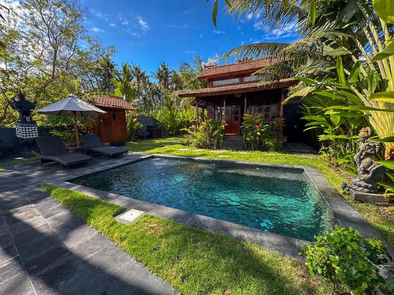 The Hidden Escapes Manggis- Stunning Hidden Gem Villa with Pool, Sauna & Ice Bath - B&B Padangbai