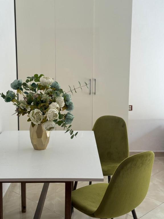 Kristi apartament - B&B Tirana