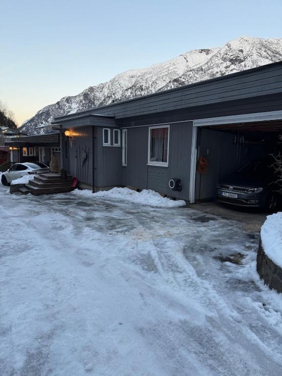 Storekleiv rekkehus - B&B Odda