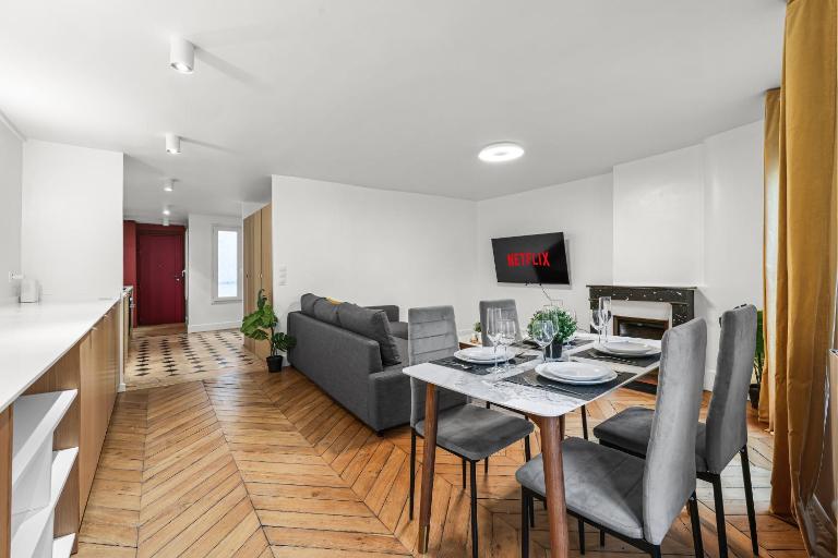 Paris 1st 1BR Apartment Near Louvre Free Netflix - Chambres d'hôtes Paris