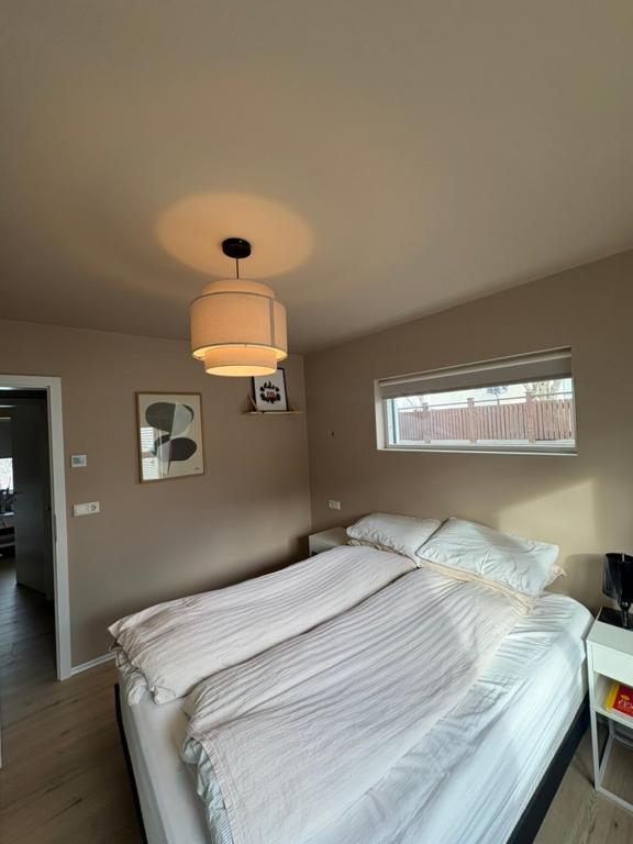 Bright apartment in Kópavogur - B&B Reikiavik