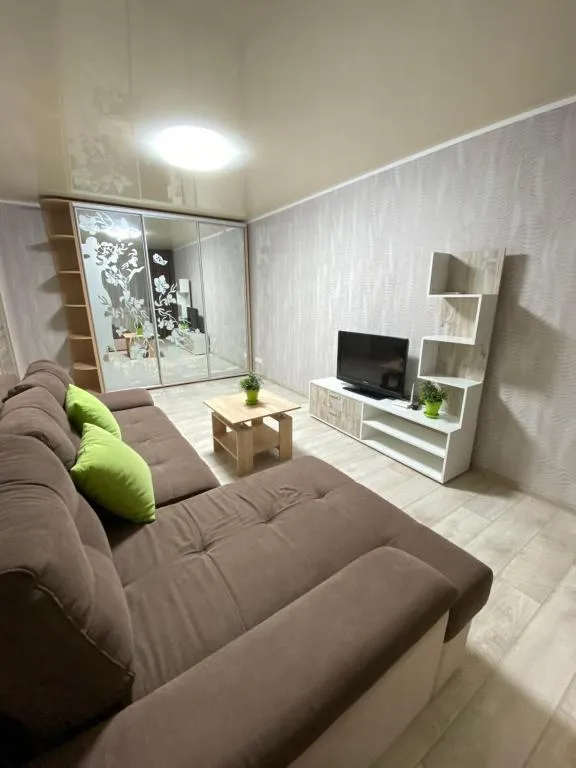 Квартира подобово - Ferienwohnung Dnipro
