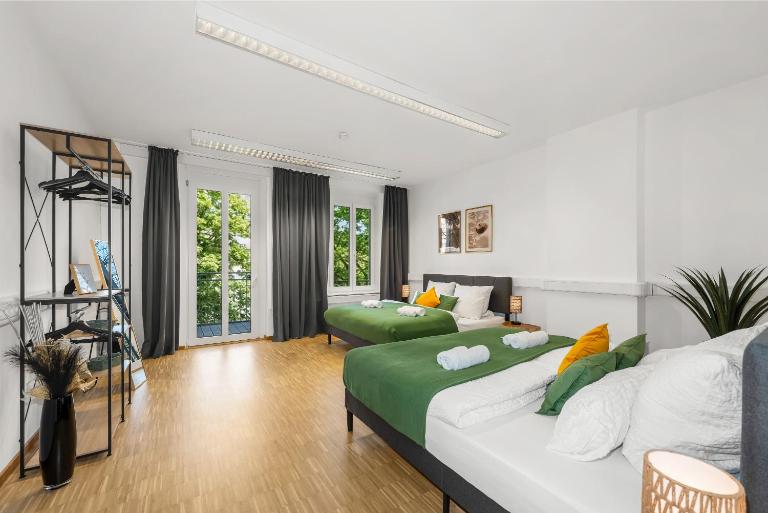 DND City 1 I 152 qm I Innenstadt I 3x Parken I 2x Balkon I Workstation I Netflix I Kaffee I Waschmaschine I Trockner I Xbox - B&B Würzburg
