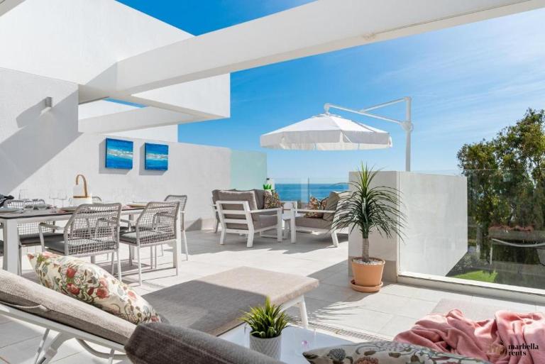 Pure South Penthouse - Manilva Luxury Condo - Chambres d'hôtes Manilva