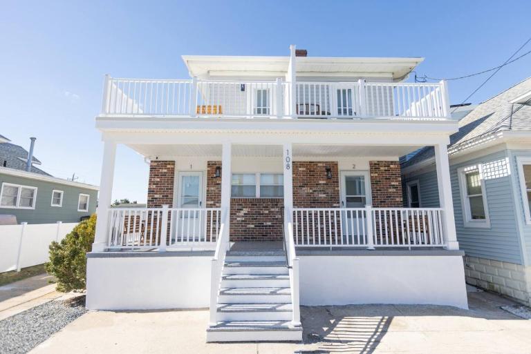 Crest 2 Coastal Stay, 1st fl, AC, KB, Free Parking - B&B Wildwood Crest