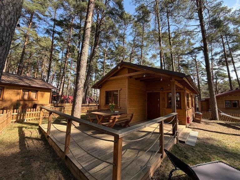 WYPOCZYWANKO 42 w BORSKU jezioro Wdzydze - B&B Borsk