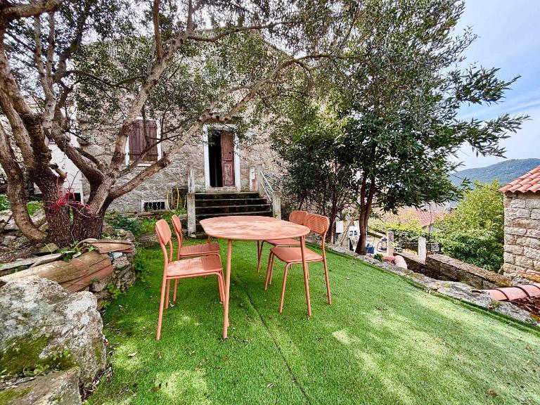 Charmante maison avec vue Idéale pour 4 personnes - Bed and Breakfast Sartène