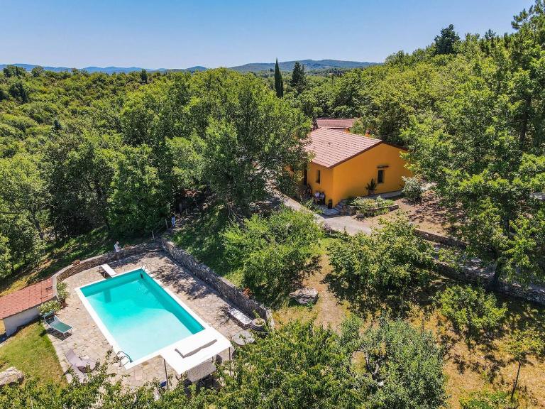 Holiday House Casa Beccaccia Piscina Privata - Chambres d'hôtes San Donato