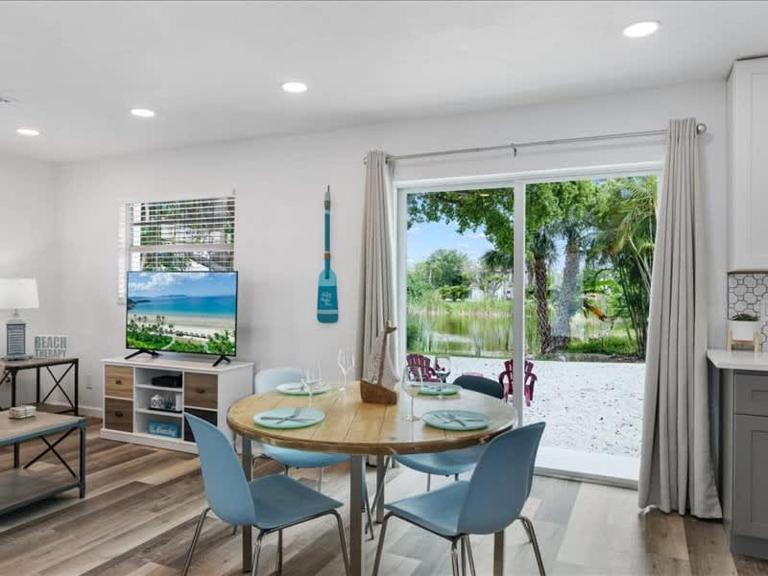 Beach and Boaters Delight! - Bed and Breakfast Fort Myers Beach